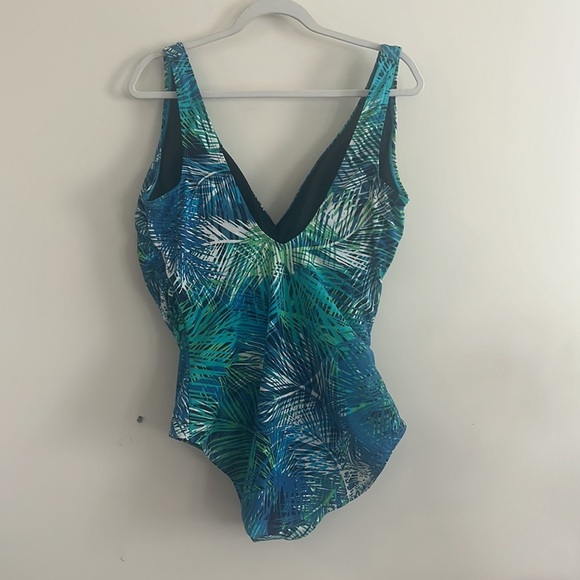 LL Bean Tropical Palm One Piece Swimsuit Sz 18 UPF 40 vacation beach summer - Picture 3 of 7